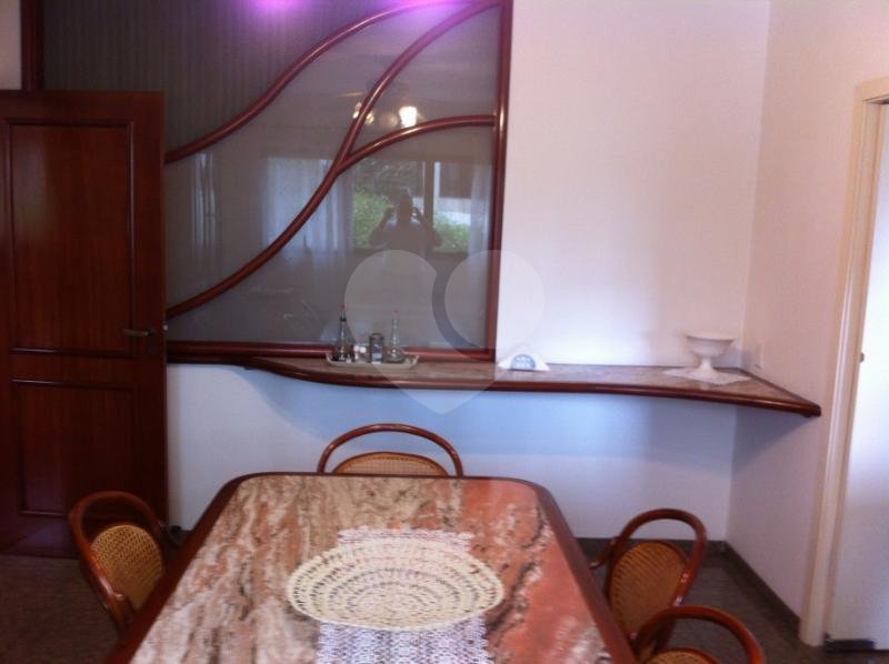 Apartamento à venda com 4 suítes em Real Parque, São Paulo, SP