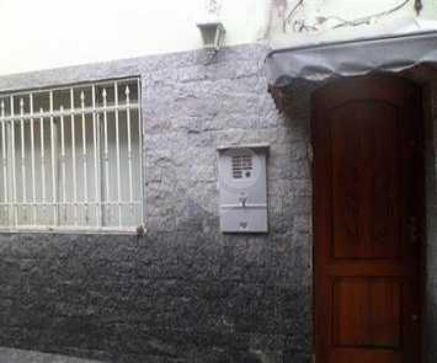 Casa à venda com 2 quartos, sendo 1 suíte, no condomínio Travessa Carmem Lúcia Carneiro,88, São Paulo - SP