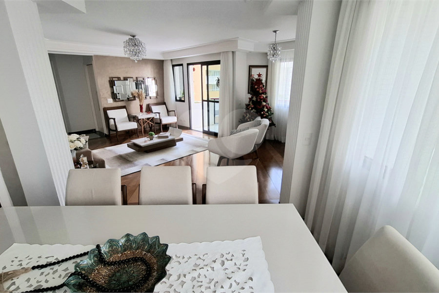 Apartamento à venda com 3 suítes em Santana, São Paulo, SP