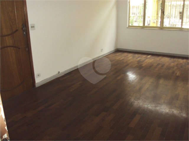 Sobrado à venda com 3 quartos, sendo 1 suíte,  em Chácara Santo Antônio (zona Sul), São Paulo, SP