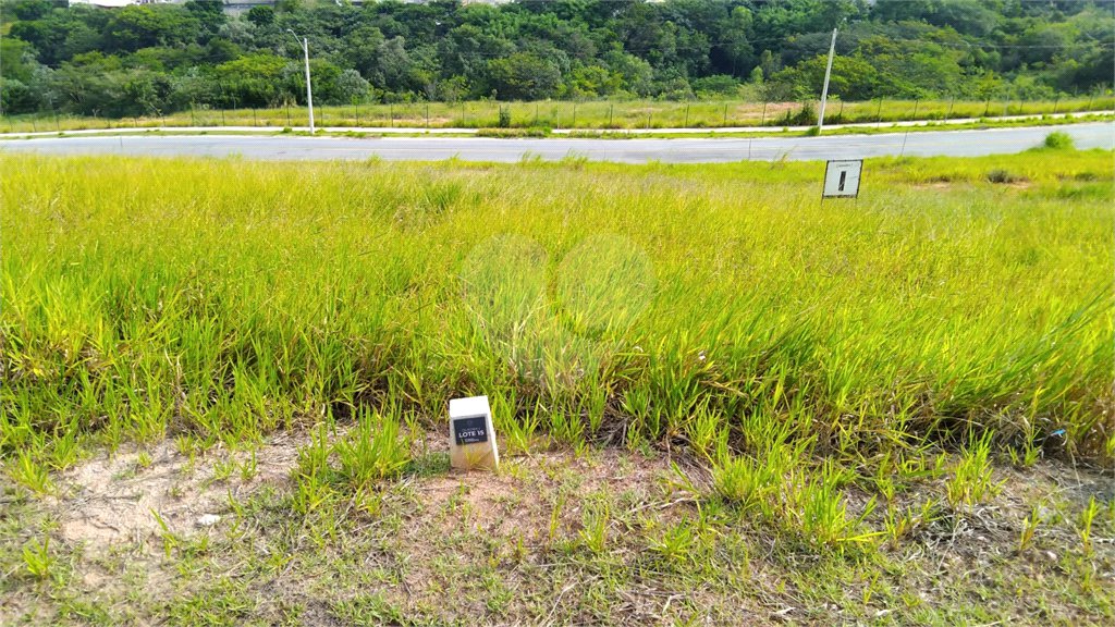 Terreno à venda com 1 suíte no condomínio Reserva Bellano, Itatiba - SP