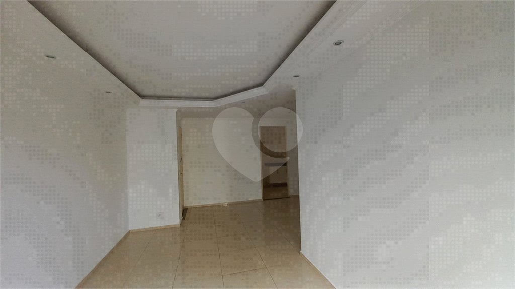 Apartamento à venda com 3 quartos em Jardim Londrina, São Paulo, SP
