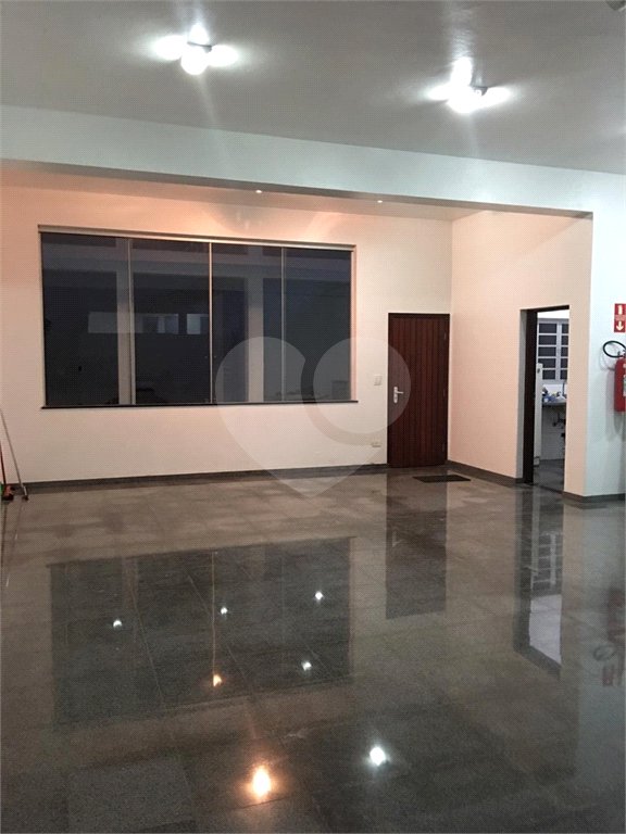 Salão Comercial para alugar em Cidade Satélite, Atibaia, SP