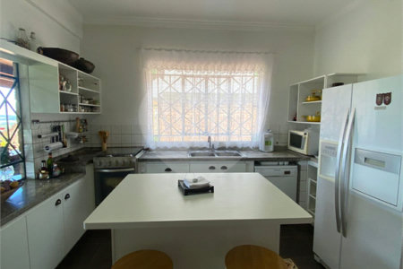 Casa à venda com 4 suítes no condomínio São Joaquim, Vinhedo - SP