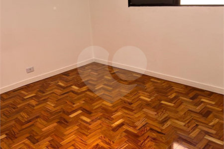 Apartamento à venda com 3 quartos em Vila Moraes, São Paulo, SP