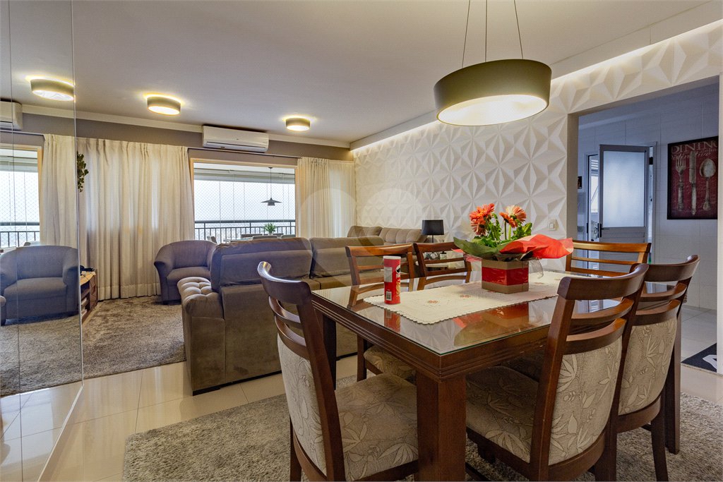 Apartamento à venda com 3 suítes em Parque Reboucas, São Paulo, SP