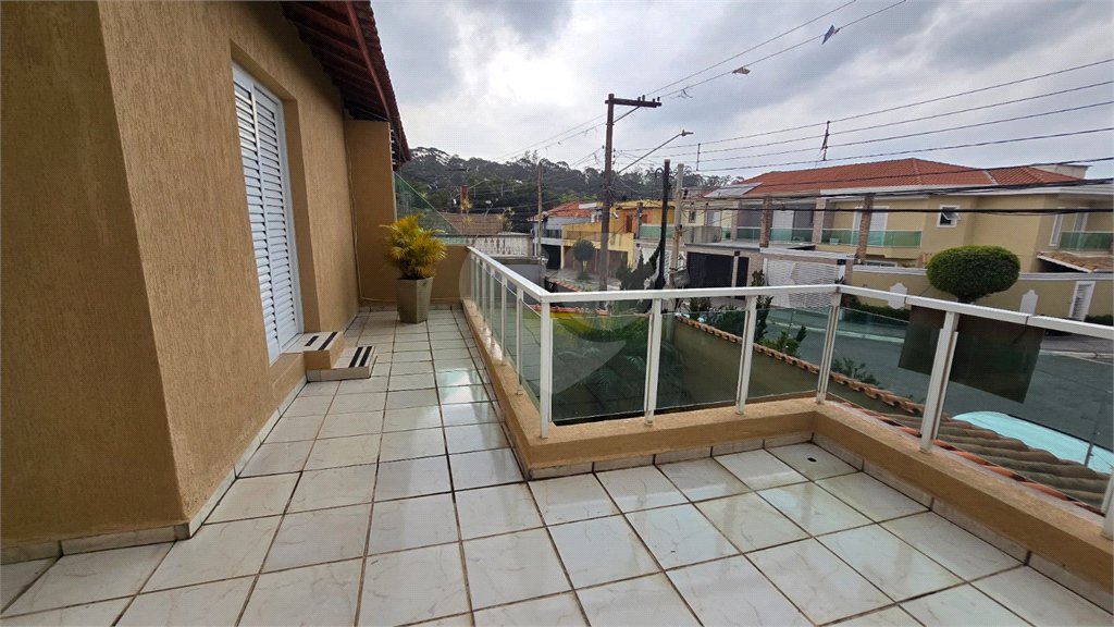 Sobrado à venda com 2 suítes em Jardim Pinheiros, São Paulo, SP