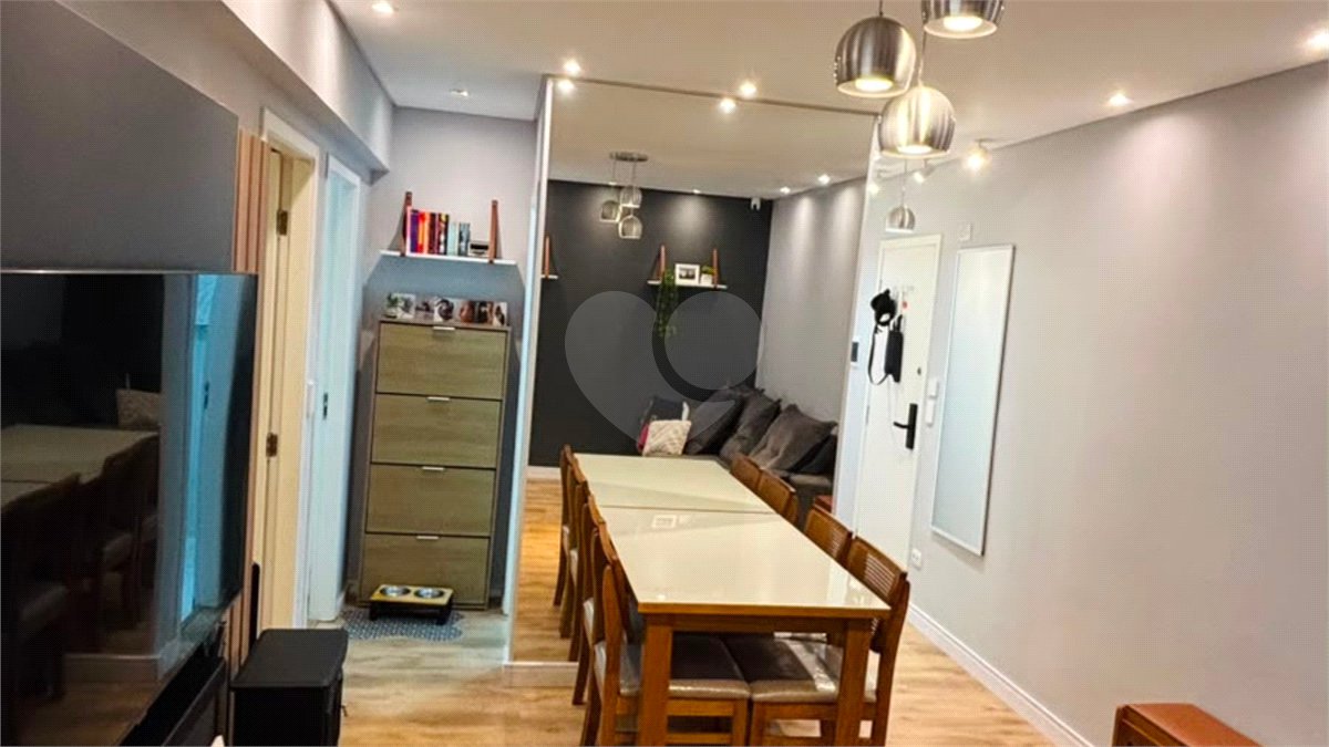 Apartamento à venda ou para alugar com 2 quartos em Região Central, Caieiras, SP