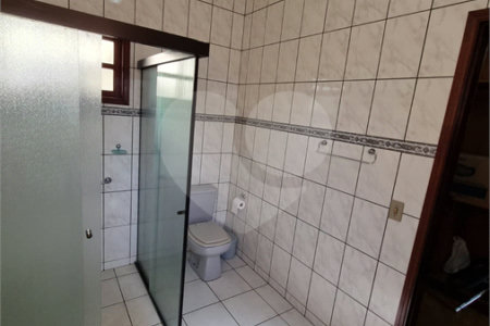 Casa à venda com 4 quartos, sendo 2 suítes, em Bosque, Vinhedo, SP