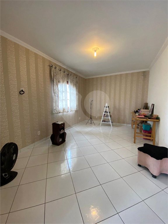 Casa à venda com 3 quartos, sendo 2 suítes, em Jardim Brasil, Guarulhos, SP
