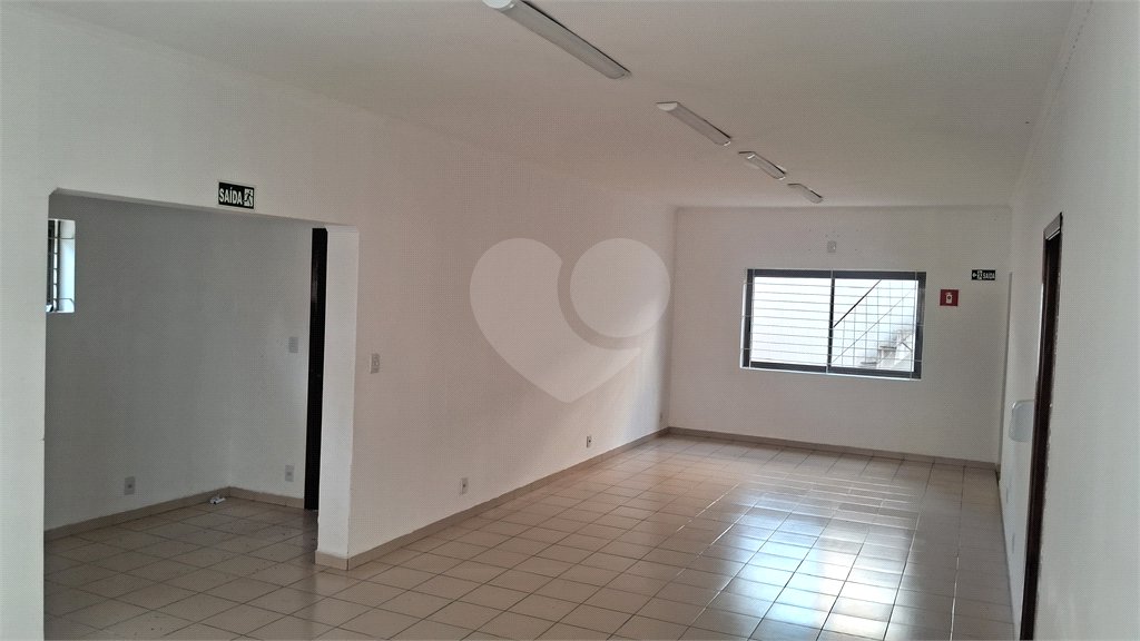 Casa para alugar com 9 quartos, sendo 3 suítes, em Jardim Panorama, Sorocaba, SP