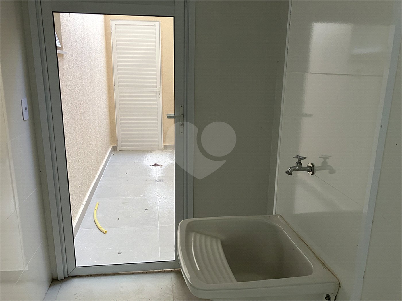 Apartamento à venda com 3 quartos, sendo 1 suíte,  em Parque Campolim, Sorocaba, SP