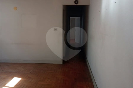 Casa à venda com 3 quartos em Vila Romana, São Paulo, SP
