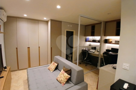 Casa à venda com 3 quartos, sendo 1 suíte, em Perdizes, São Paulo, SP