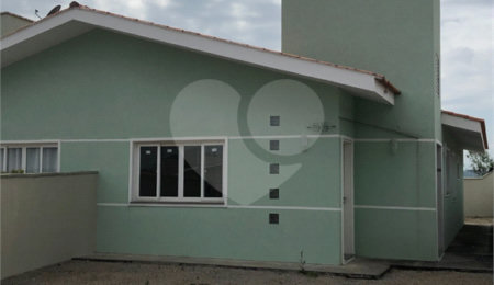 Casa Térrea à venda com 3 quartos, sendo 1 suíte,  no Centro, Bom Jesus dos Perdões, SP