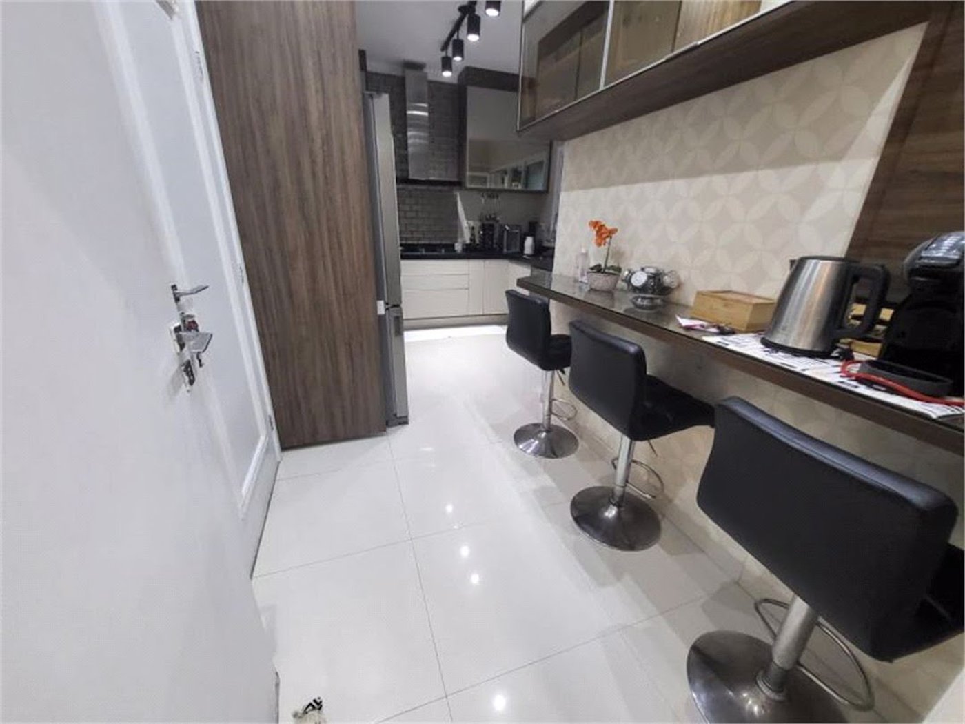 Apartamento Residencial à venda, Itararé, São Vicente - AP1404.