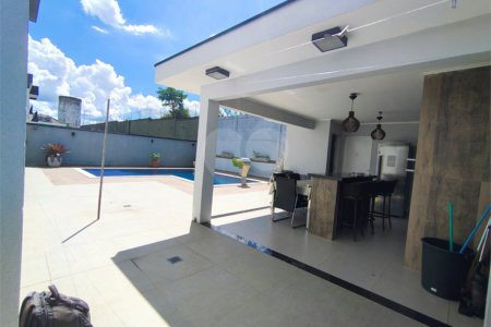 Casa à venda com 5 quartos, sendo 2 suítes, no condomínio Terras de Jundiaí, Jundiaí - SP