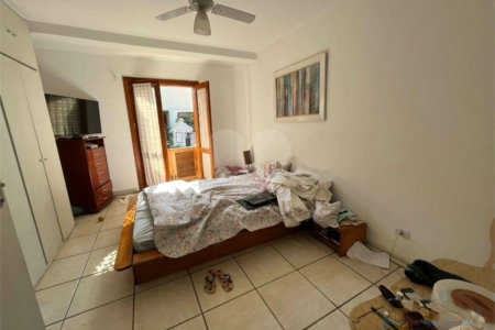 Casa à venda com 8 quartos, sendo 3 suítes, em Jardim Terceiro Centenário, Atibaia, SP