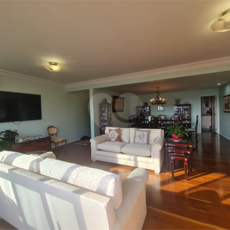 Apartamento à venda com 3 quartos, sendo 2 suítes, em Alto da Boa Vista, São Paulo, SP