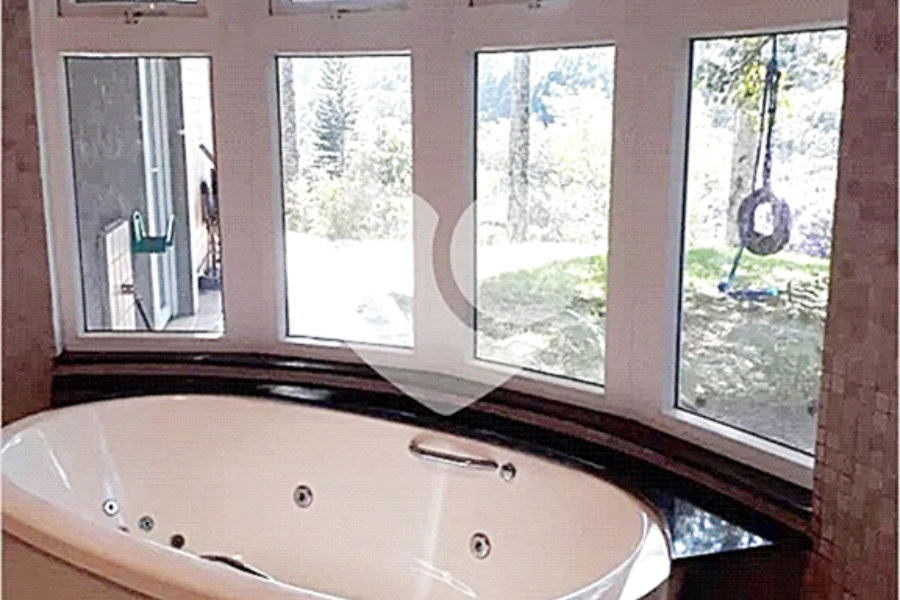 Casa à venda com 4 quartos, sendo 2 suítes, no condomínio Campos de Mairiporã Gleba 1, Mairiporã - SP