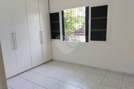Casa à venda com 3 quartos, sendo 1 suíte,  em Vila Cordeiro, São Paulo, SP