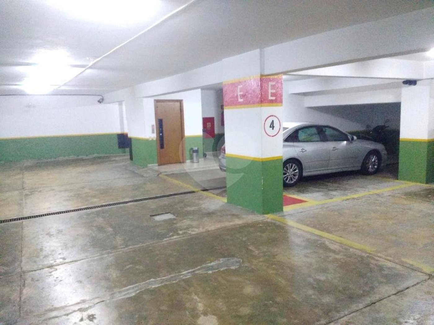 Apartamento à venda com 3 suítes em Aclimação, São Paulo, SP