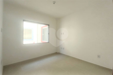 Apartamento à venda com 2 quartos, sendo 1 suíte, em Fluminense, São Pedro da Aldeia, RJ