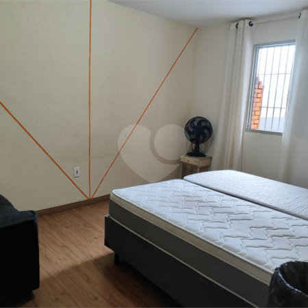 Sobrado à venda com 4 quartos, sendo 1 suíte, em Vila Brasílio Machado, São Paulo, SP