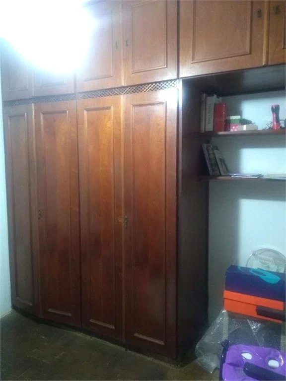 EXCELENTE OPORTUNIDADE - Casa térrea