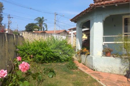 Casa a venda em Louveira