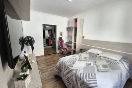 Casa à venda com 3 quartos, sendo 1 suíte,  em Vila Augusta, Sorocaba, SP