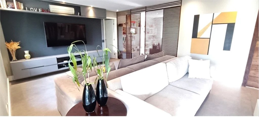 Cobertura à venda com 3 quartos, sendo 4 suítes,  em Vila Andrade, São Paulo, SP