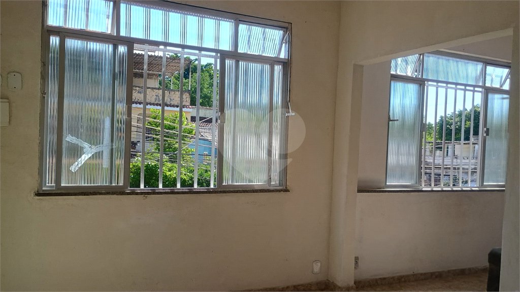 Sobrado para alugar com 2 quartos em Campo Grande, Rio de Janeiro, RJ