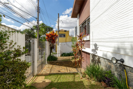 Casa Térrea à venda com 3 quartos, sendo 1 suíte,  em Brooklin Velho, São Paulo, SP