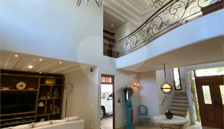 Casa à venda com 4 quartos, sendo 3 suítes,  em Campinho, Porto Seguro, BA