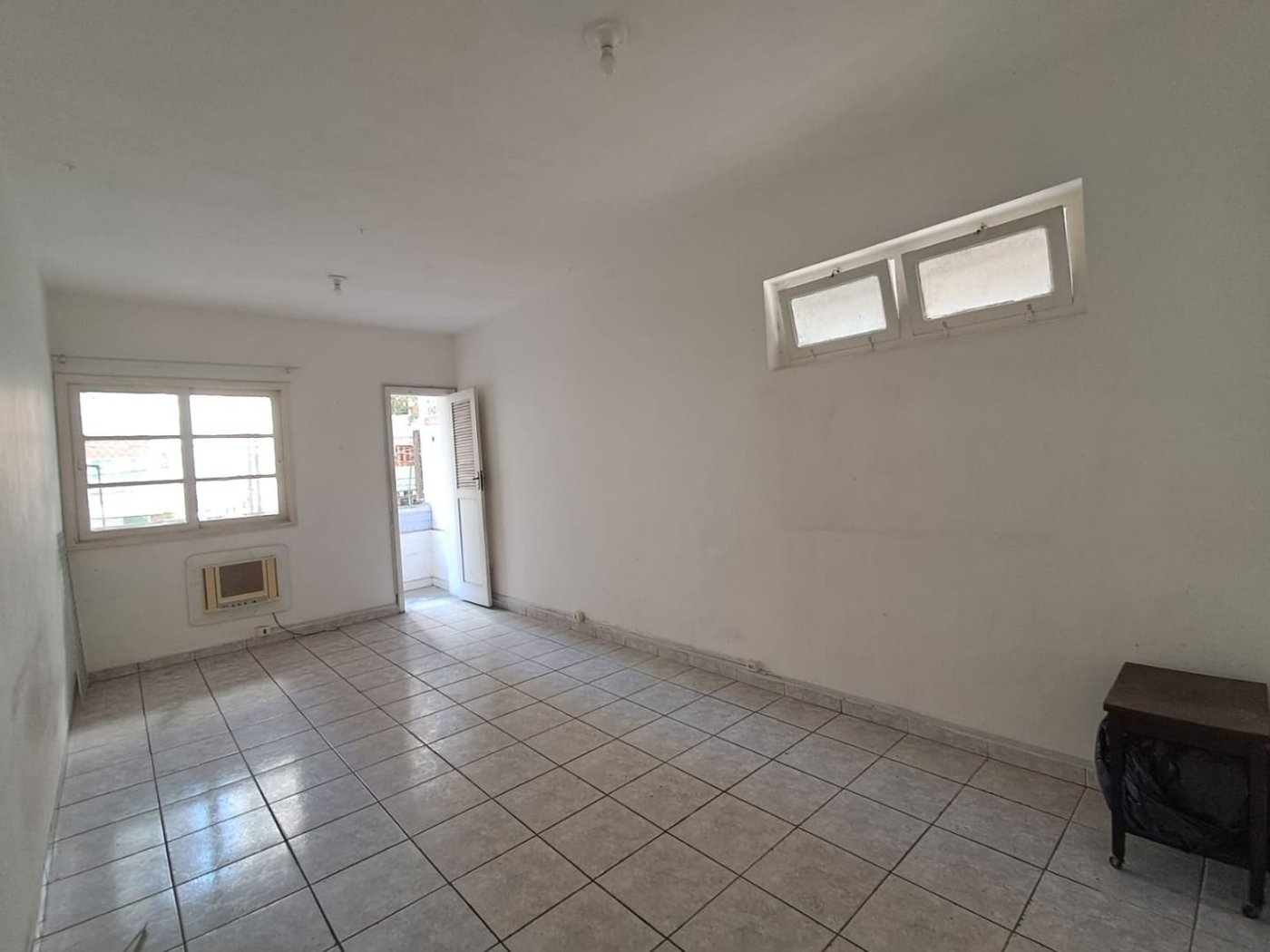 Kitnet à venda, 45 m² por R$ 318.000,00 - Gonzaga - Santos/SP
