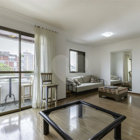 Apartamento à venda com 3 quartos, sendo 1 suíte, em Vila Madalena, São Paulo, SP