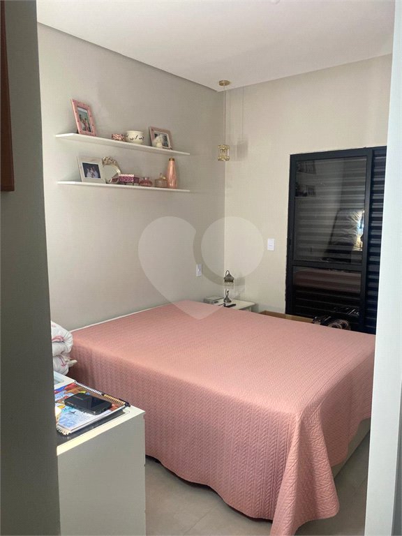 Casa à venda com 3 quartos, sendo 2 suítes, no condomínio Terras da Estância, Paulínia - SP