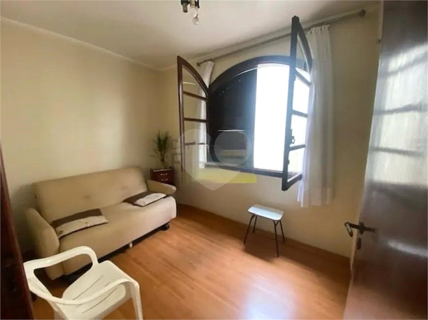 Sobrado à venda com 3 quartos, sendo 1 suíte, em Jardim França, São Paulo, SP