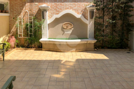Casa à venda com 4 quartos, sendo 2 suítes, no condomínio Lake Louise, São Paulo - SP
