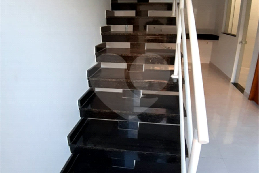 Casa para alugar com 3 quartos, sendo 1 suíte, no condomínio Villagio DI Maria, São Paulo - SP