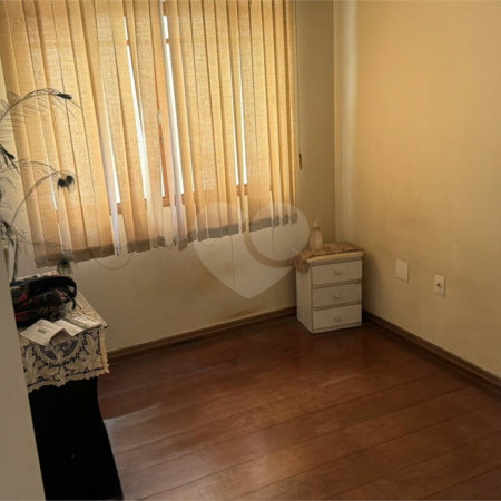 Casa à venda com 4 quartos, sendo 1 suíte, em Vila Santana, Sorocaba, SP