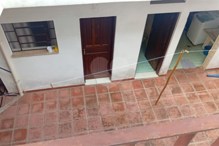 Casa à venda ou para alugar com 7 quartos, sendo 1 suíte,  em Vila Mogilar, Mogi das Cruzes, SP