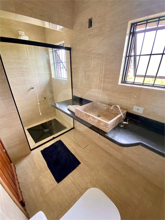 Casa à venda com 6 quartos, sendo 4 suítes,  em Maranduba, Ubatuba, SP