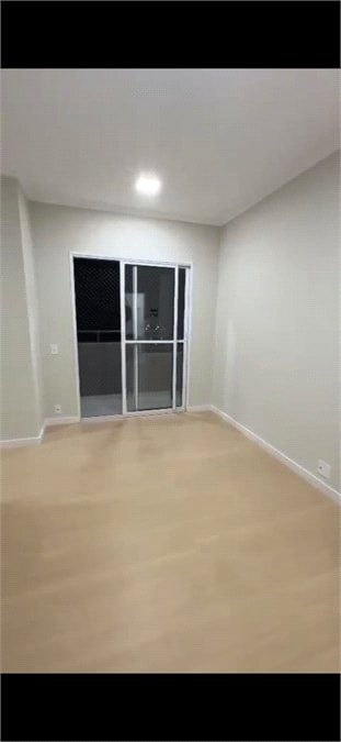 Apartamento à venda ou para alugar com 3 quartos, sendo 1 suíte, em Jardim Santa Rosália, Sorocaba, SP