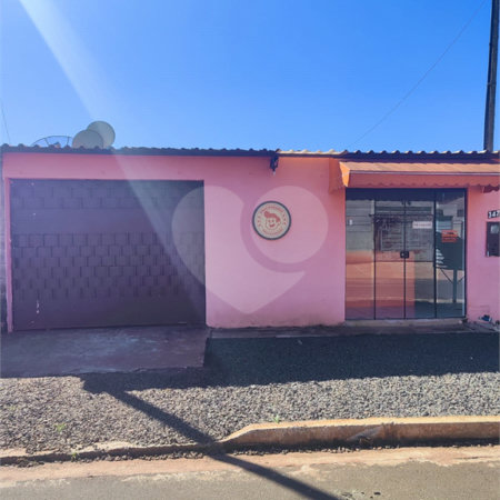 Casa à venda com 2 quartos, sendo 1 suíte, em Residencial Ponta Porã II, Ponta Porã, MS