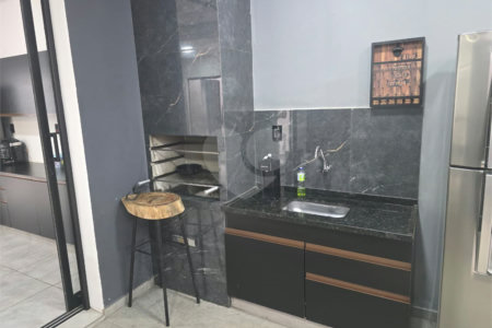 Casa à venda com 3 quartos, sendo 1 suíte, em Vila Santana, Itapetininga, SP