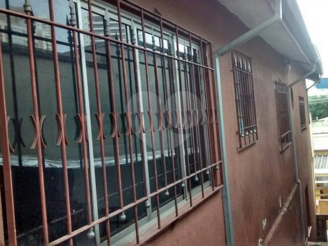 Casa à venda com 6 quartos, sendo 2 suítes,  no condomínio Doutor Francisco Ranieri, São Paulo - SP