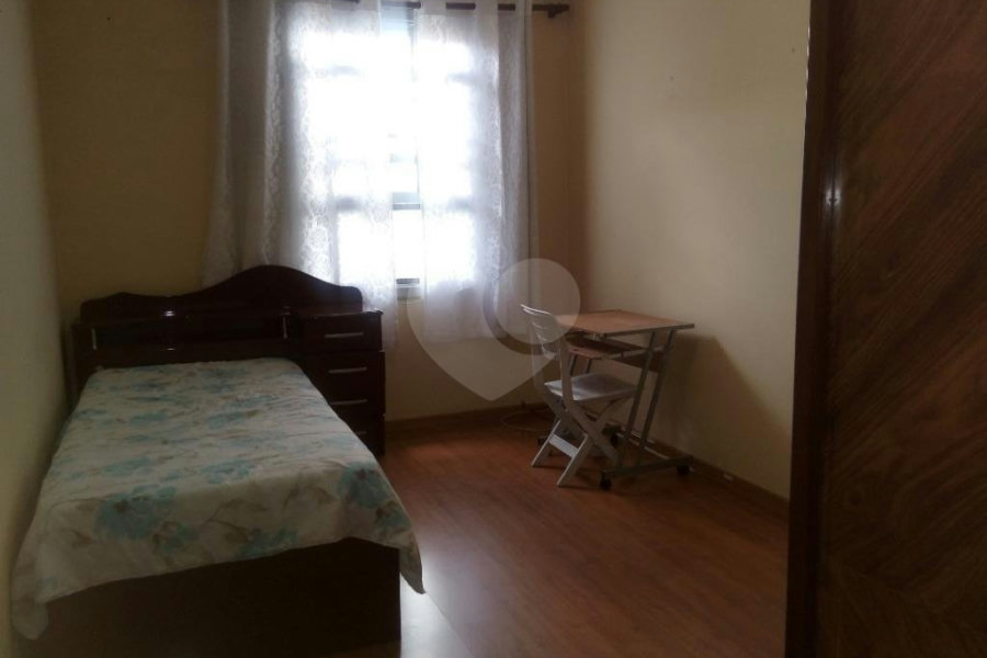 Casa à venda com 3 quartos em Carandiru, São Paulo, SP