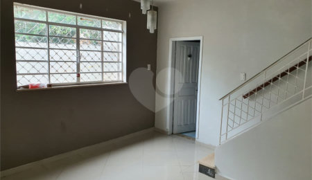 Sobrado para alugar com 3 quartos, sendo 1 suíte, em Campo Belo, São Paulo, SP